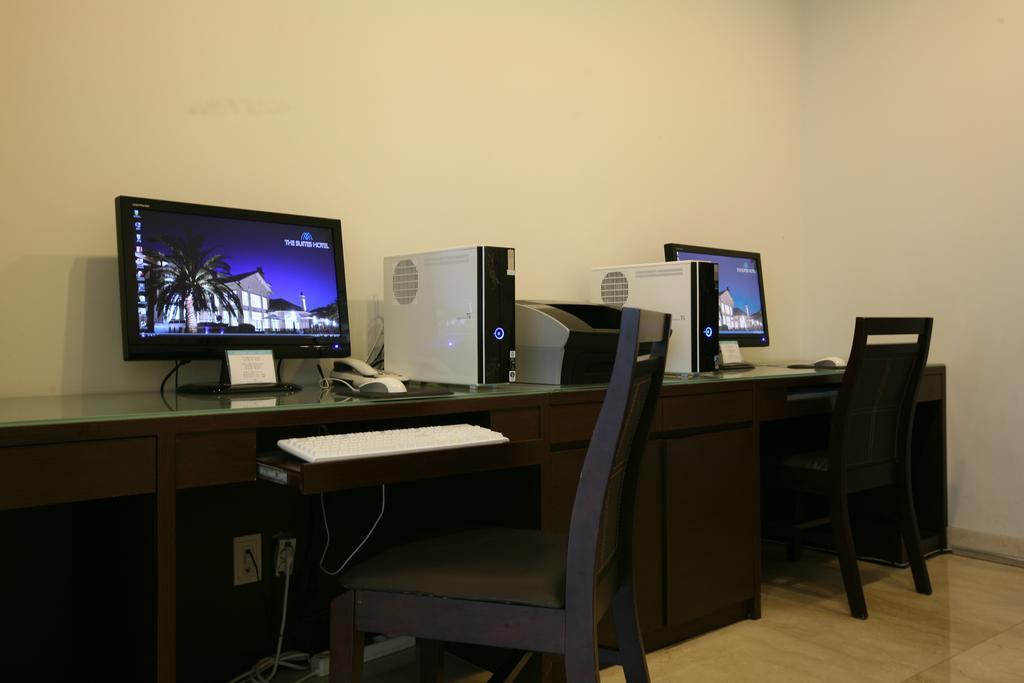 The Suites Hotel Jeju Σεογκουίπο Εξωτερικό φωτογραφία