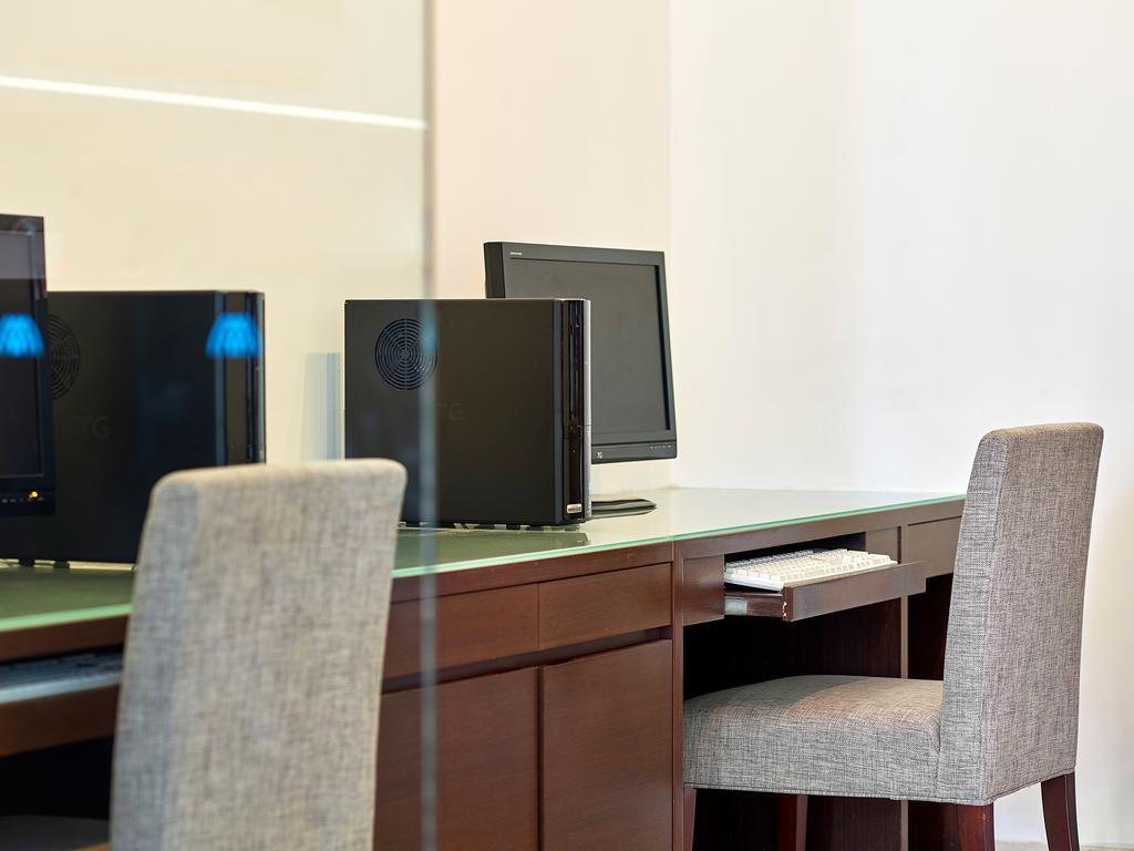 The Suites Hotel Jeju Σεογκουίπο Εξωτερικό φωτογραφία